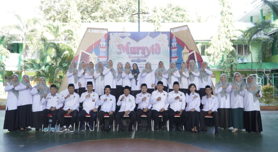 Foto bersama pejabat kemenag kota makassar