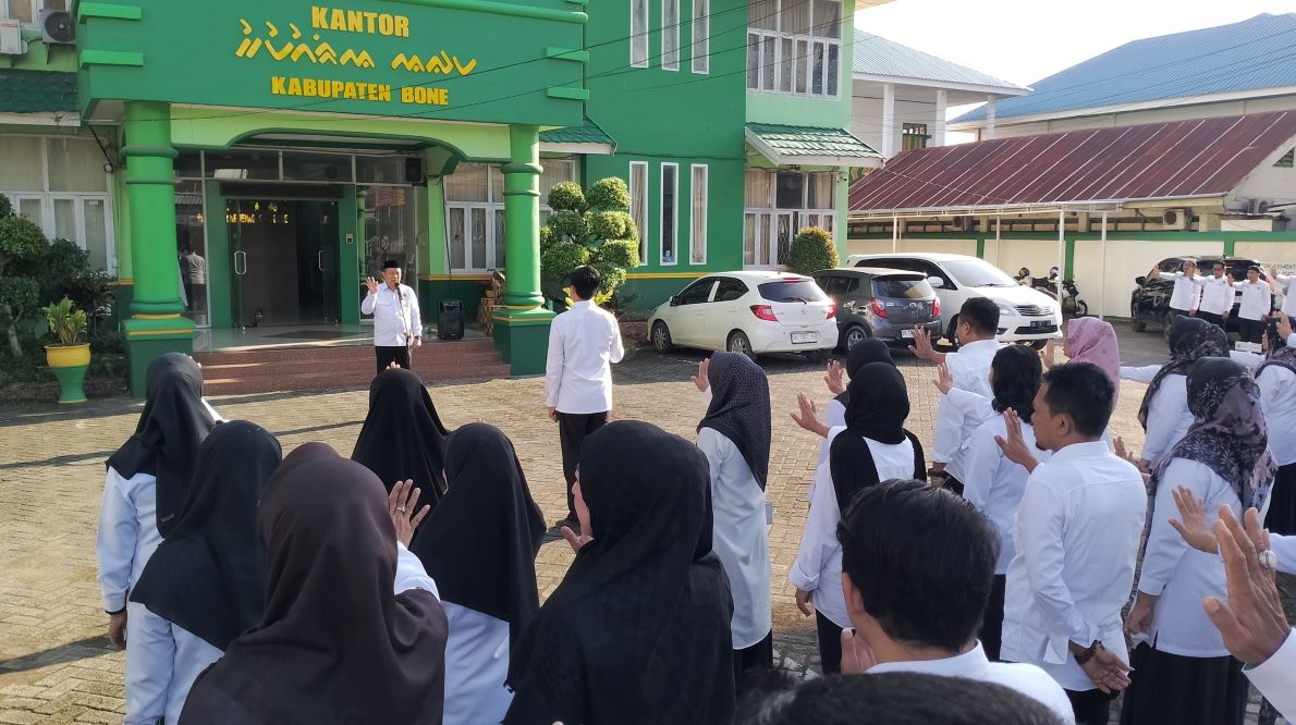 Apel pagi ASN Kantor Kemenag Kabupaten Bone