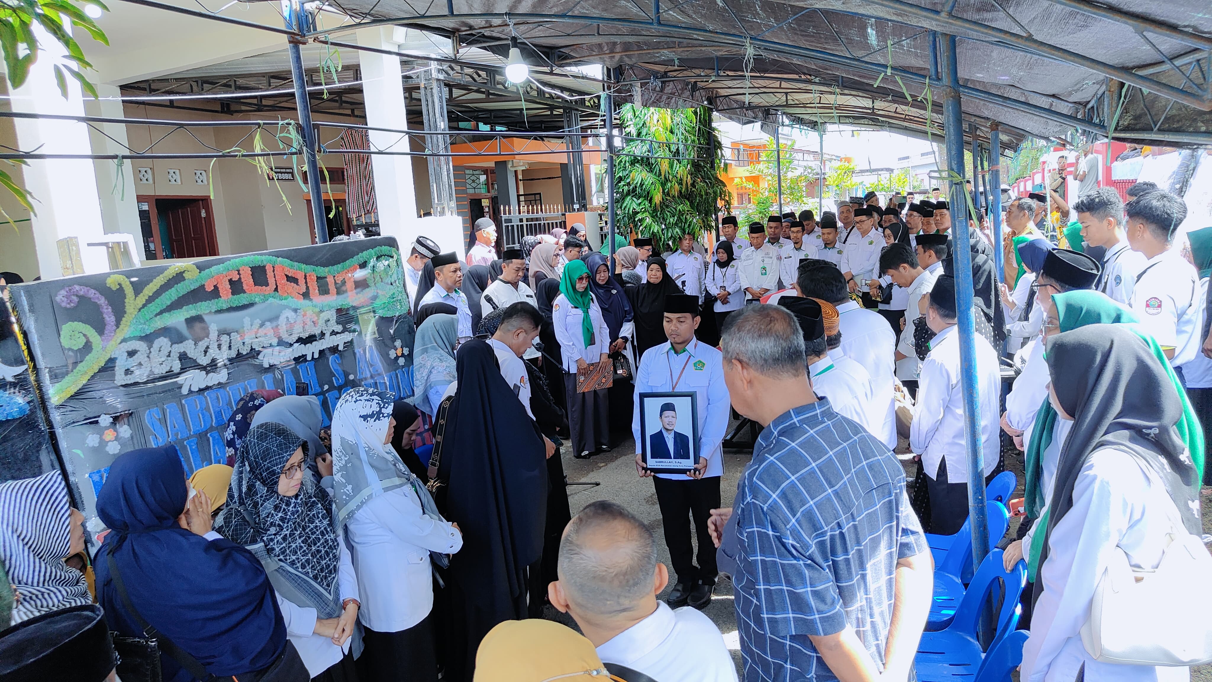 Prosesi Pelepasan Jenazah Almarhum Sabrullah
