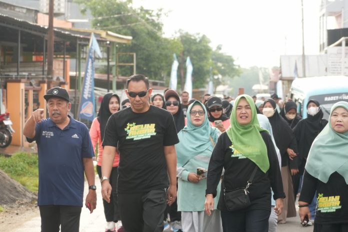 Wakil Bupati Sinjai meriahkan Jalan santai IKA Man 1 Sinjai