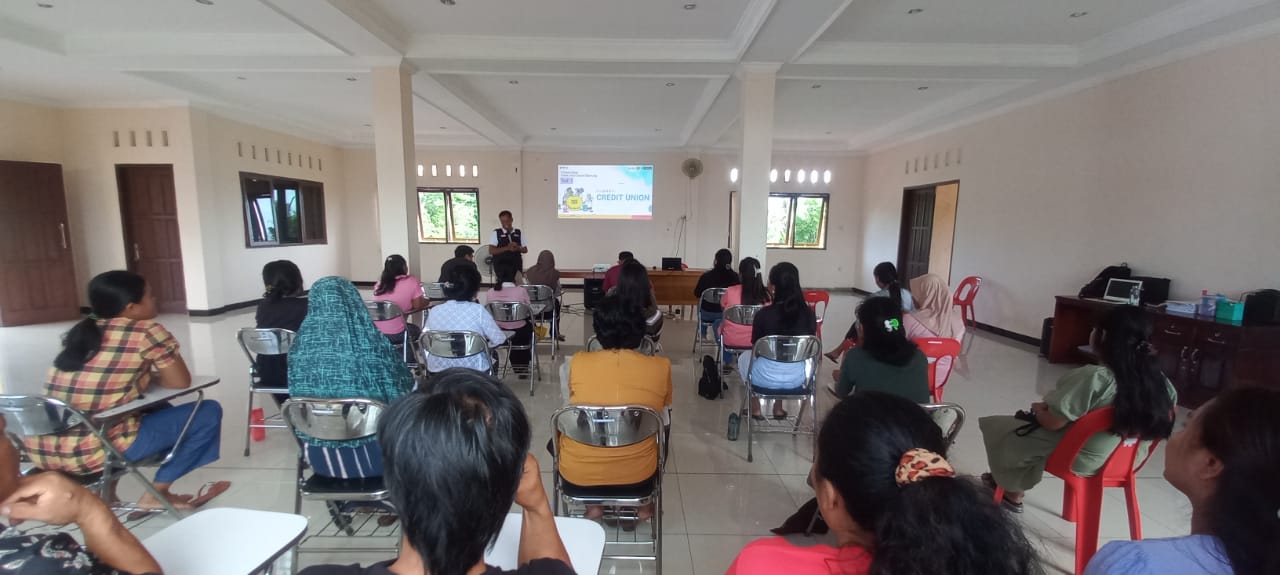Cornelius Timang Menjadi Fasilitator Ekonomi Umat