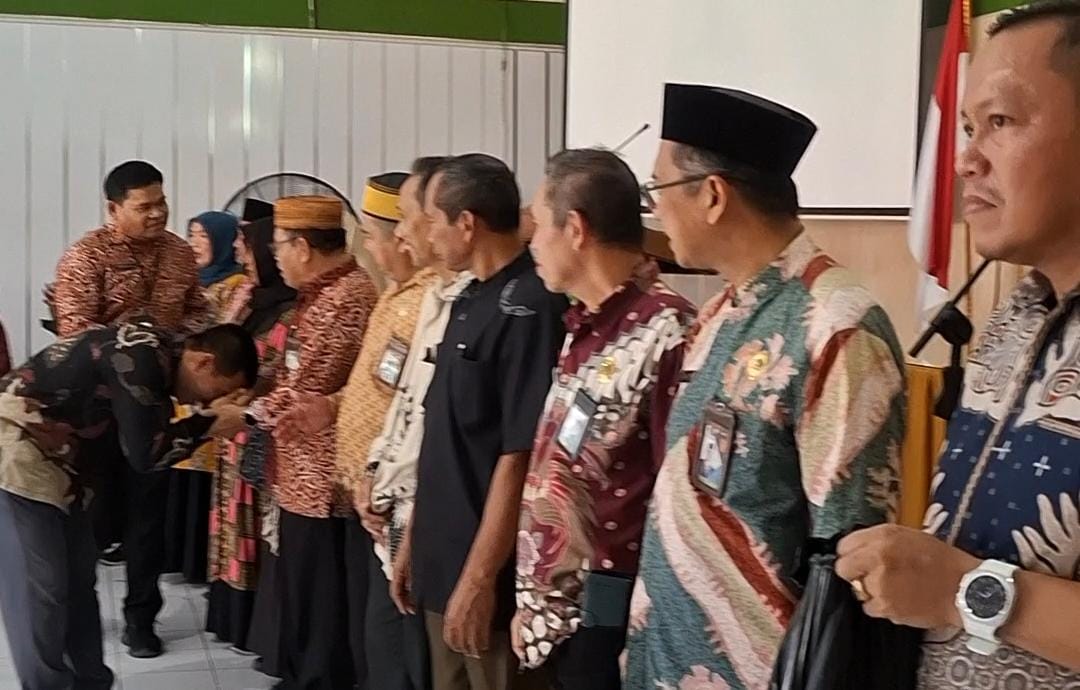 Pegawai Kemenag Parepare saling bermaafan sebelum libur Idul Fitri